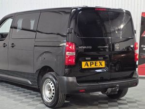 Vauxhall Vivaro Crew CAB 6 Seater - Image 3
