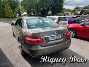 Mercedes-Benz E-Class 200 CDI BLUE EFFICIENCY 4DR - Image 4