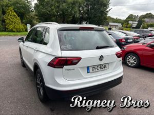 Volkswagen Tiguan CL 2.0 TDI 150HP MANUAL 6SPEED F - Image 4