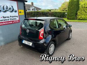 Volkswagen up! MOVE 1.0 MANUAL 5SPEED 75BHP 2DR - Image 4