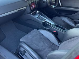 2010 Audi TT COUPE 2.0 TFSI S TRONIC AUTO - Image 4