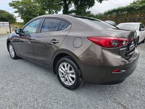 162 MAZDA 3 1.5 DIESEL LOW KMS NEW NCT AS NEW - Image 4