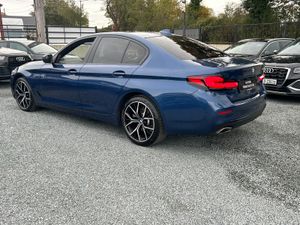 212 BMW 520D Mediterranean Blue on saddle leather - Image 4