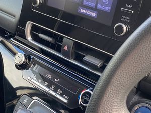 Toyota Aqua 2022 - Image 4