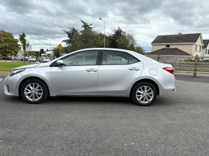 ABSOLUTELY IMMACULATE 2015 1.4 DIESEL COROLLA - Image 4