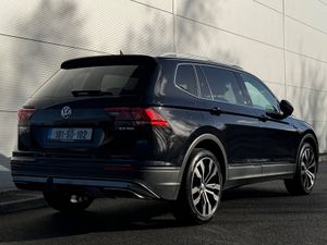 VW Tiguan 7 Seat PanRoof ALLSPACE TDI - Image 3