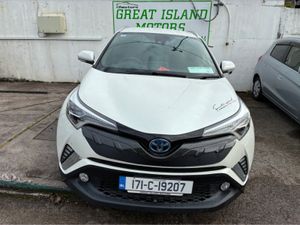 Toyota C-HR DAA-ZYX10 - Image 2