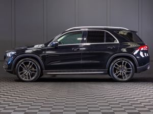 202 Mercedes-Benz GLE 300d 4Matic - Image 3