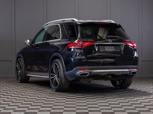 202 Mercedes-Benz GLE 300d 4Matic - Image 4
