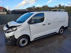 *231 Opel Vivaro  1.5 Diesel  3 seater - Image 3
