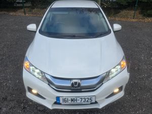 Honda Grace 2016 Atomatic Low Miles - Image 2