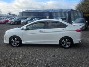 Honda Grace 2016 Atomatic Low Miles - Image 4