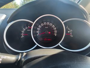 Kia Venga 2015 - Image 2