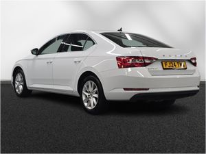 Skoda SUPERB Diesel Hatchback SE Technology - Image 3