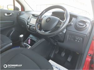 Renault Captur Diesel Hatchback Iconic - Image 4
