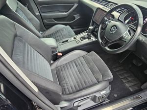 2020 VW Passat 2.0 TDi Highline 190 Auto - Image 2