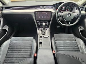 2020 VW Passat 2.0 TDi Highline 190 Auto - Image 3