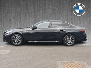 BMW 5 Series 530e M Sport Saloon - Image 4