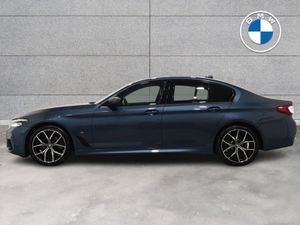BMW 5 Series 520i M Sport Saloon - Image 4