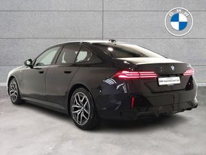 BMW 5 Series 530e M Sport Saloon - Image 3