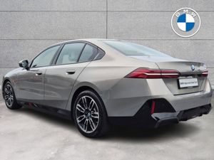 BMW 5 Series 530e M Sport Saloon - Image 2