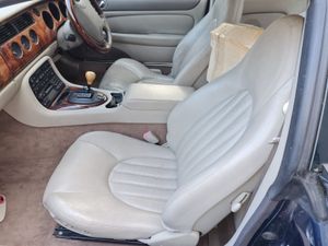 98 jaguar xkr 4.0 supercharged project - Image 4