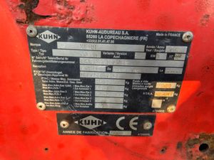 Kuhn Primor 5570 Straw Chopper - Image 4