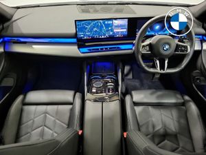 BMW 5-Series 530 E M Sport Auto  530 e M Sport  53 - Image 4