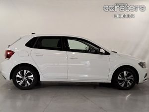Volkswagen Polo Comfortline  upgraded Alloys  And - Image 2