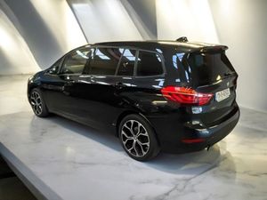 2017 BMW 218 Dsl 2.0 Automatic  7-Seater - Image 2