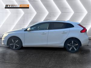 VOLVO V40 R DESIGN D4 2.0D 2016 - Image 2
