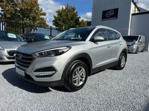2016 (161) Hyundai Tucson 1.7 D Comfort - Image 3