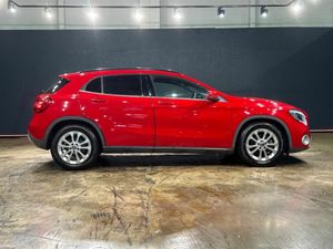 Mercedes-Benz GLA 1.6 AUTOMATIC - ELECTRIC TAILGAT - Image 3