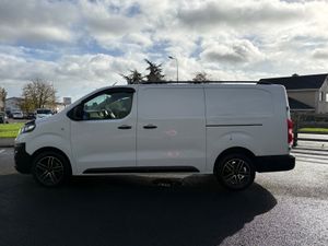 Opel Vivaro 2021 lwb only 55470 km - Image 4