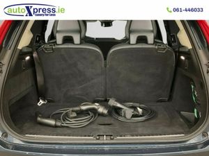 Volvo XC90 RECHARGE Panoramic Roof - Image 4