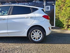 Ford Fiesta 2019 - Image 4