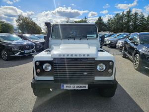 Land Rover Defender 90 Hard TOP TD 4X4 - Image 2