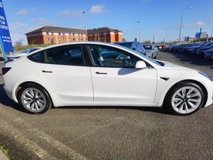 TESLA MODEL 3 STANDARD RANGE PLUS - Image 4