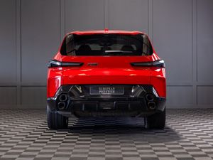 242 BMW XM 50e - Image 3