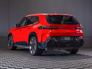 242 BMW XM 50e - Image 4