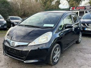 11 Honda Fit Hybrid - Image 2