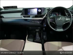 Lexus ES SUNROOF AND CREAM LEATHER - 2.5 176BHP 4D - Image 4