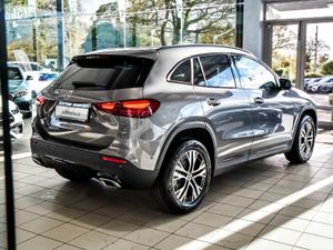 Mercedes-Benz GLA 180d Progressive Night Pack Auto - Image 3