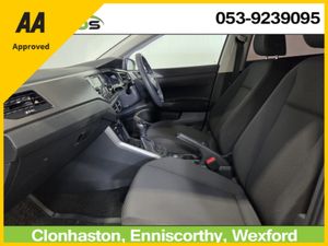Volkswagen Polo 2019 TRENDLINE 1.0 PETROL - Image 4