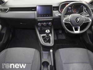 Renault Clio Iconic TCe 100 My19 - Image 3