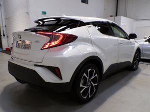 2018*YES ONLY 6,000 MILES*HYBRID SPORT TOYOTA C-HR - Image 4
