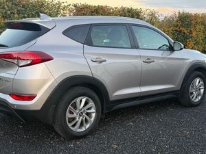 2016 Hyundai Tucson Executive 1.7 - Image 3
