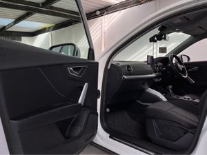 Audi Q2 30 TFSI 1.0 PETROL SE SPORT AUTOMATIC // A - Image 3