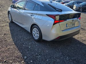 Toyota Prius 2022 Hybrid Automatic - Image 4