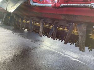 2023 Pottinger Lion 3 metre power Harrow - Image 4